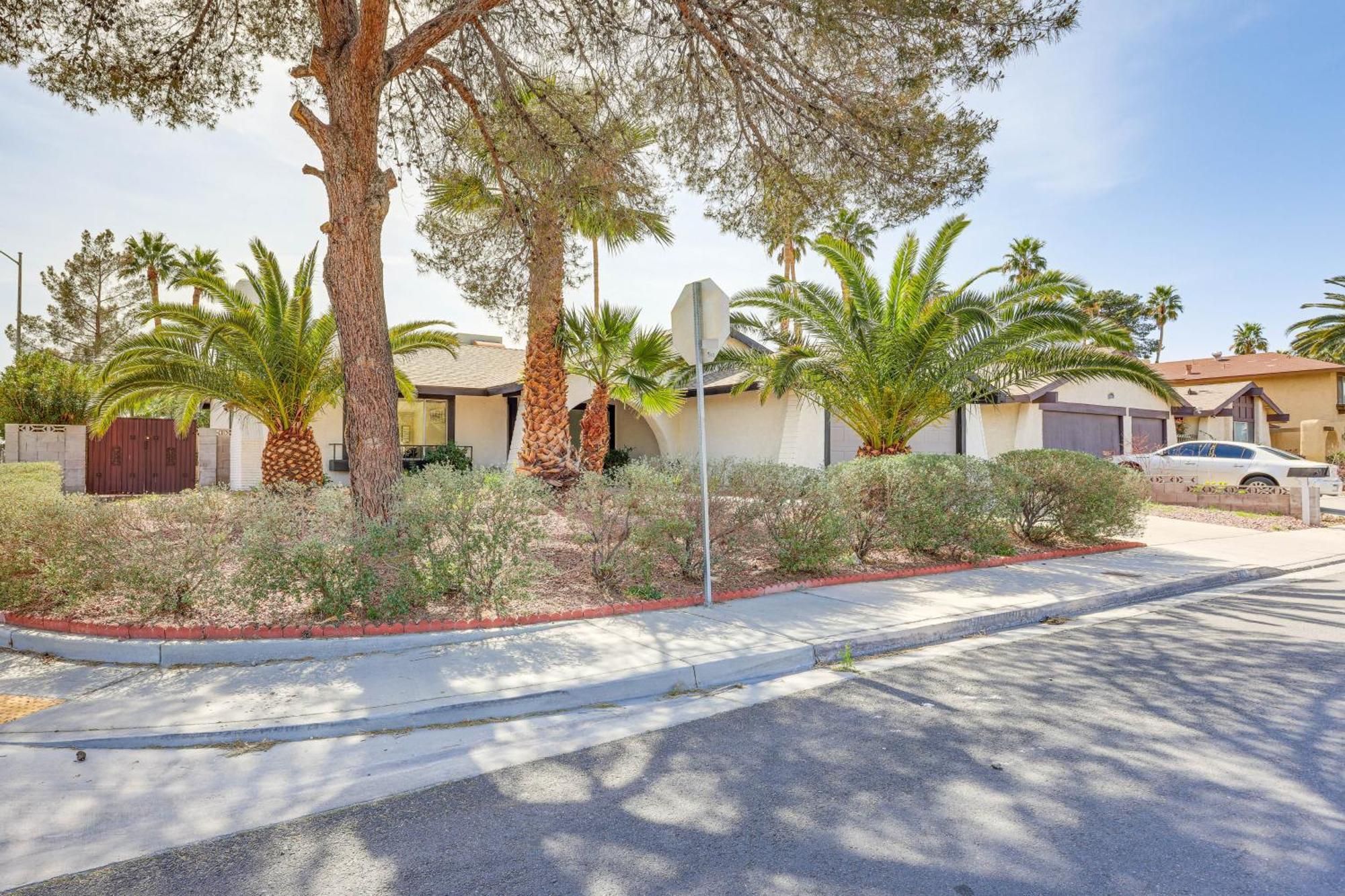 Holiday home Pet-friendly Vegas With Pool 4 Mi To Strip